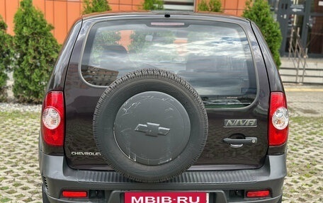 Chevrolet Niva I рестайлинг, 2013 год, 599 000 рублей, 8 фотография