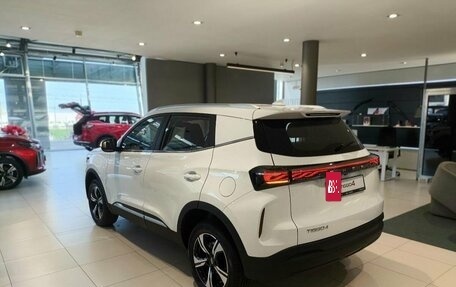 Chery Tiggo 4 I рестайлинг, 2025 год, 2 395 000 рублей, 3 фотография
