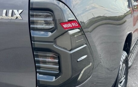 Toyota Hilux VIII, 2016 год, 2 990 000 рублей, 33 фотография