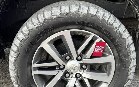 Toyota Hilux VIII, 2016 год, 2 990 000 рублей, 38 фотография