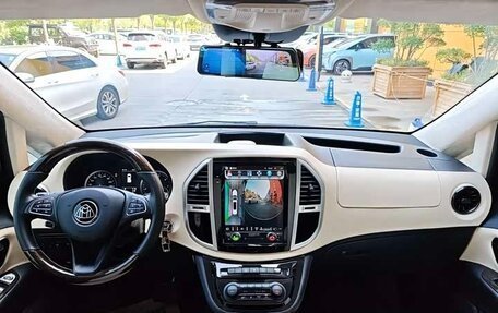 Mercedes-Benz Vito, 2021 год, 4 700 006 рублей, 9 фотография