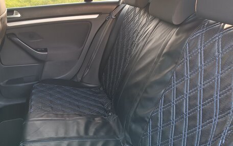 Volkswagen Jetta VI, 2010 год, 700 000 рублей, 2 фотография