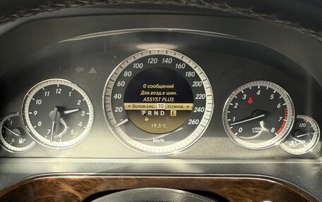 Mercedes-Benz E-Класс, 2011 год, 1 200 000 рублей, 18 фотография