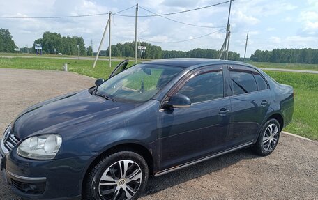Volkswagen Jetta VI, 2010 год, 700 000 рублей, 5 фотография
