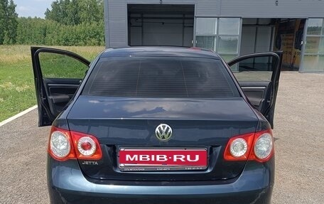 Volkswagen Jetta VI, 2010 год, 700 000 рублей, 6 фотография