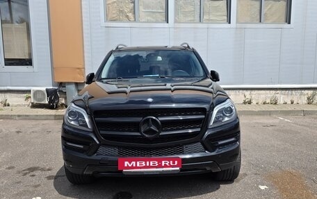 Mercedes-Benz GL-Класс, 2013 год, 2 800 000 рублей, 2 фотография