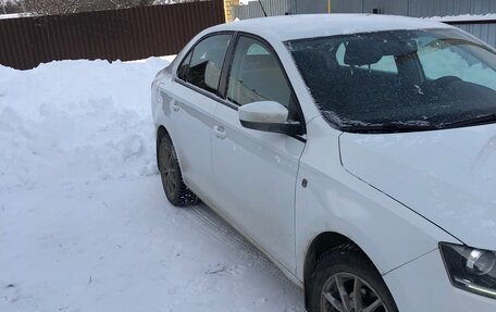 Skoda Rapid I, 2016 год, 900 000 рублей, 2 фотография