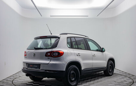 Volkswagen Tiguan I, 2010 год, 995 000 рублей, 5 фотография