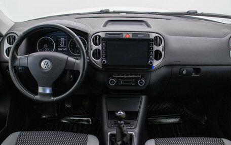 Volkswagen Tiguan I, 2010 год, 995 000 рублей, 14 фотография