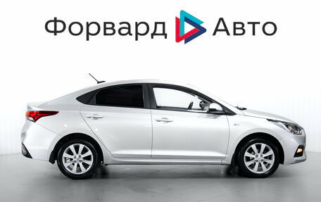 Hyundai Solaris II рестайлинг, 2018 год, 1 290 000 рублей, 8 фотография
