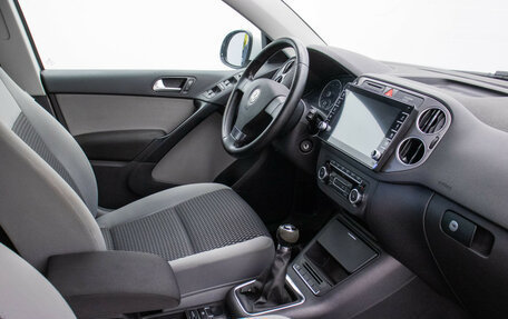 Volkswagen Tiguan I, 2010 год, 995 000 рублей, 10 фотография