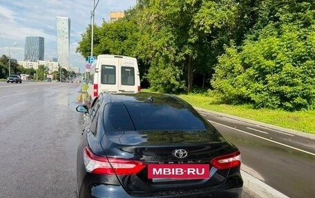 Toyota Camry, 2020 год, 2 050 000 рублей, 6 фотография