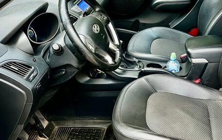 Hyundai ix35 I рестайлинг, 2011 год, 1 100 000 рублей, 11 фотография