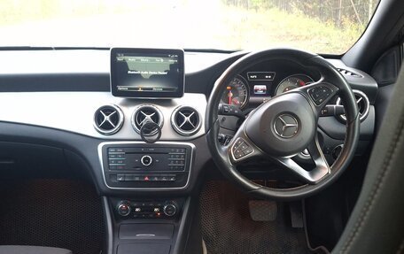 Mercedes-Benz GLA, 2016 год, 1 650 000 рублей, 11 фотография