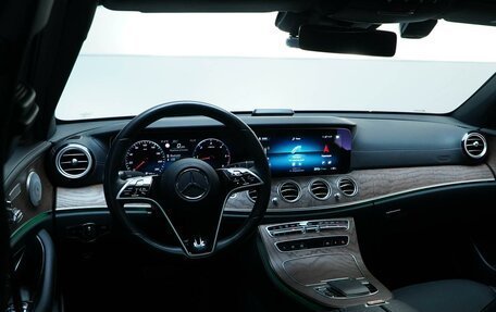 Mercedes-Benz E-Класс, 2021 год, 4 749 000 рублей, 6 фотография