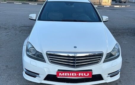 Mercedes-Benz C-Класс, 2012 год, 1 500 000 рублей, 1 фотография