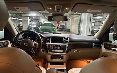 Mercedes-Benz M-Класс, 2011 год, 1 800 000 рублей, 9 фотография