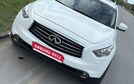 Infiniti FX II, 2011 год, 1 850 000 рублей, 5 фотография