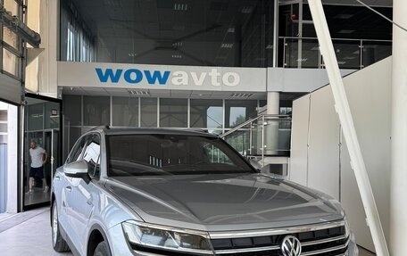 Volkswagen Touareg III, 2020 год, 3 999 000 рублей, 1 фотография