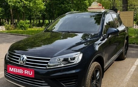 Volkswagen Touareg III, 2016 год, 2 900 000 рублей, 2 фотография