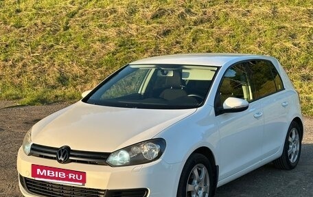 Volkswagen Golf VI, 2012 год, 840 000 рублей, 2 фотография