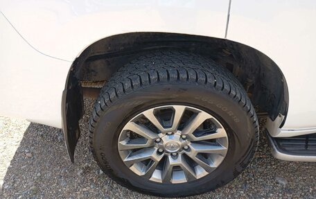 Toyota Land Cruiser Prado 150 рестайлинг 2, 2019 год, 5 164 000 рублей, 3 фотография