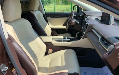 Lexus RX IV рестайлинг, 2017 год, 3 328 000 рублей, 16 фотография