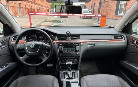 Skoda Superb III рестайлинг, 2012 год, 870 000 рублей, 5 фотография