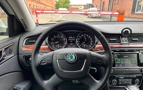 Skoda Superb III рестайлинг, 2012 год, 870 000 рублей, 6 фотография