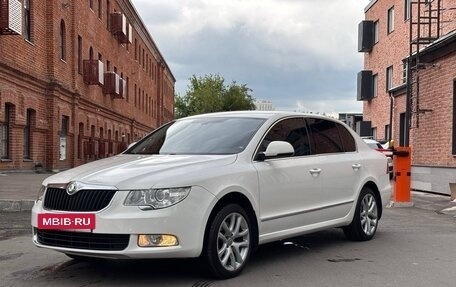 Skoda Superb III рестайлинг, 2012 год, 870 000 рублей, 2 фотография