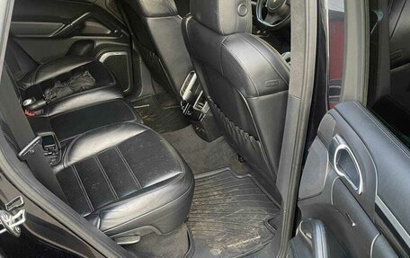 Porsche Cayenne III, 2012 год, 2 150 000 рублей, 11 фотография