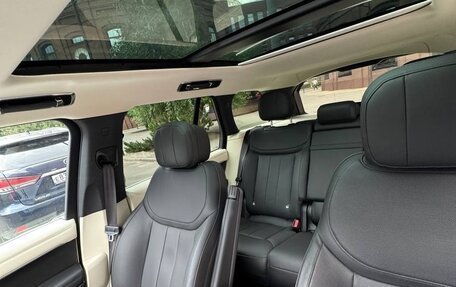 Land Rover Range Rover IV рестайлинг, 2022 год, 14 800 000 рублей, 26 фотография