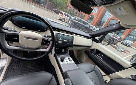 Land Rover Range Rover IV рестайлинг, 2022 год, 14 800 000 рублей, 28 фотография