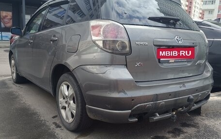 Toyota Matrix, 2004 год, 380 000 рублей, 5 фотография