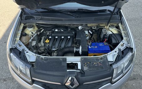 Renault Logan II, 2017 год, 650 000 рублей, 13 фотография