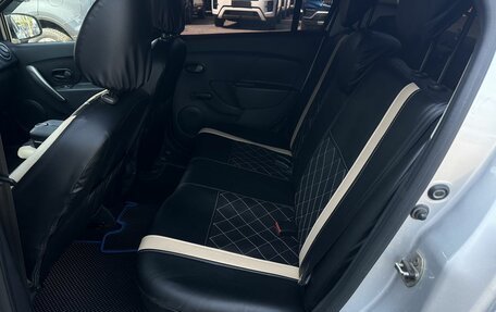 Renault Logan II, 2017 год, 650 000 рублей, 12 фотография
