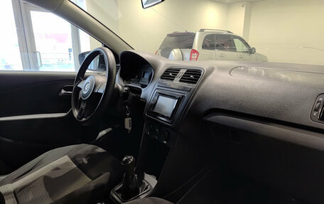 Volkswagen Polo VI (EU Market), 2013 год, 790 000 рублей, 11 фотография