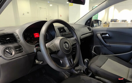 Volkswagen Polo VI (EU Market), 2013 год, 790 000 рублей, 16 фотография