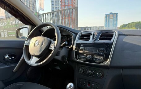 Renault Logan II, 2018 год, 829 000 рублей, 19 фотография