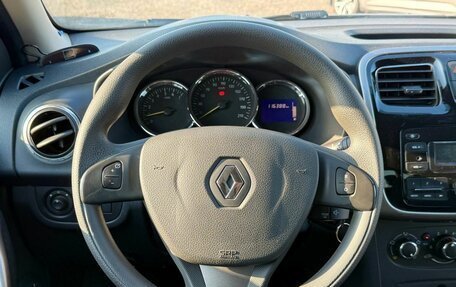 Renault Logan II, 2018 год, 829 000 рублей, 17 фотография