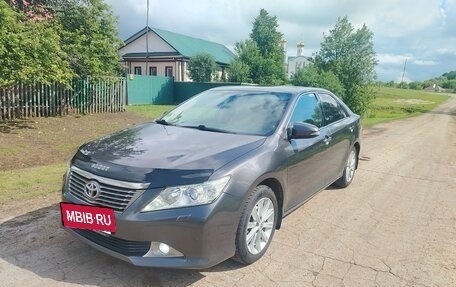 Toyota Camry, 2012 год, 1 699 000 рублей, 2 фотография