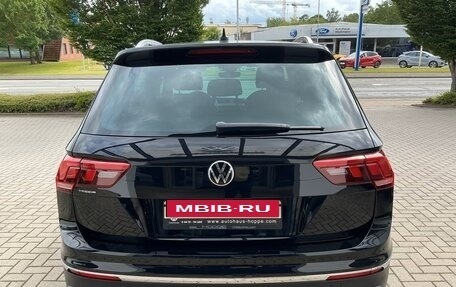 Volkswagen Tiguan II, 2023 год, 2 730 000 рублей, 5 фотография