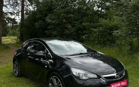 Opel Astra J, 2013 год, 1 100 000 рублей, 1 фотография