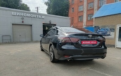 Toyota Camry, 2019 год, 3 800 000 рублей, 1 фотография