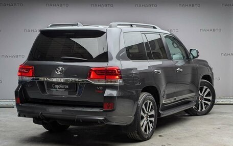 Toyota Land Cruiser 200, 2019 год, 7 797 000 рублей, 4 фотография