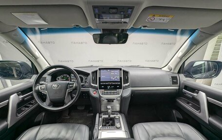 Toyota Land Cruiser 200, 2019 год, 7 797 000 рублей, 7 фотография