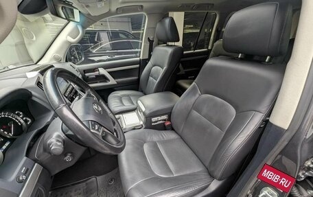 Toyota Land Cruiser 200, 2019 год, 7 797 000 рублей, 10 фотография