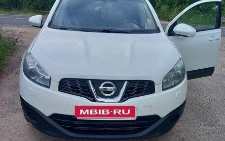 Nissan Qashqai, 2012 год, 900 000 рублей, 3 фотография