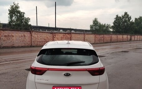 KIA Sportage IV рестайлинг, 2017 год, 1 900 000 рублей, 5 фотография