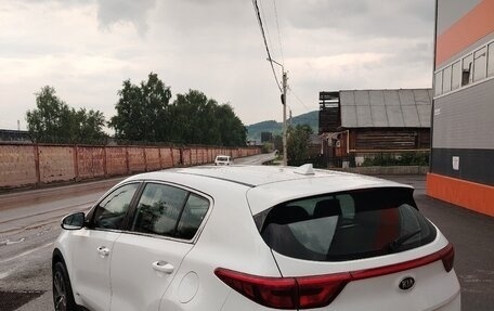 KIA Sportage IV рестайлинг, 2017 год, 1 900 000 рублей, 7 фотография